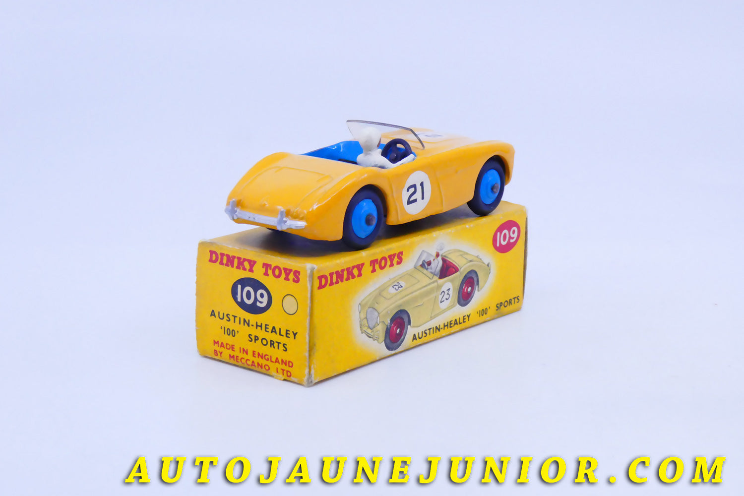 Le #4310 - Dinky Toys - Austin Healey - 100 Sport Course est en vente sur Auto Jaune Junior ! Découvrez nos collections de diecast Minialuxe, CIJ, C-I-J, JRD, J-R-D,  Matchbox, Majorette… AutoJauneJunior.com : le site de vente en ligne et de partage pour les passionés de miniatures et collectionneurs de jouets anciens ! Des centaines de modèles en vente, et des nouveautés mises en ligne chaque jour à 21h00 !