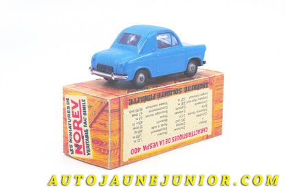 Le #4338 - Norev - Piaggio - Vespa 400 (bleue) est en vente sur Auto Jaune Junior ! Découvrez nos collections de diecast Minialuxe, CIJ, C-I-J, JRD, J-R-D,  Matchbox, Majorette… AutoJauneJunior.com : le site de vente en ligne et de partage pour les passionés de miniatures et collectionneurs de jouets anciens ! Des centaines de modèles en vente, et des nouveautés mises en ligne chaque jour à 21h00 !