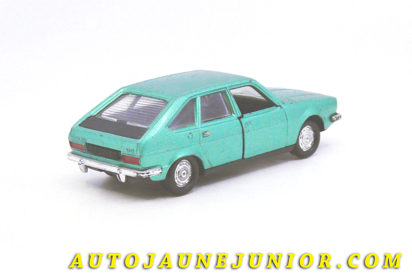 Le #4343 - Norev - Renault - R 30 TS est en vente sur Auto Jaune Junior ! Découvrez nos collections de diecast Minialuxe, CIJ, C-I-J, JRD, J-R-D,  Matchbox, Majorette… AutoJauneJunior.com : le site de vente en ligne et de partage pour les passionés de miniatures et collectionneurs de jouets anciens ! Des centaines de modèles en vente, et des nouveautés mises en ligne chaque jour à 21h00 !