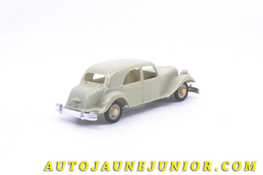 Le #4357 - Clé - Citroën - 11 CV Traction Avant  est en vente sur Auto Jaune Junior ! Découvrez nos collections de diecast Minialuxe, CIJ, C-I-J, JRD, J-R-D,  Matchbox, Majorette… AutoJauneJunior.com : le site de vente en ligne et de partage pour les passionés de miniatures et collectionneurs de jouets anciens ! Des centaines de modèles en vente, et des nouveautés mises en ligne chaque jour à 21h00 !