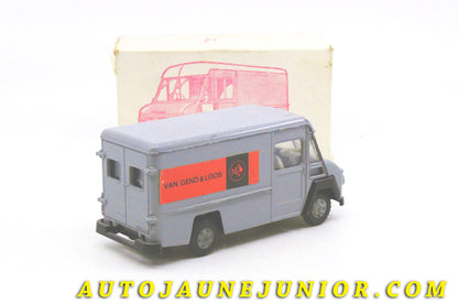 Le #4392 - Lion Car - Commer - Fourgon Bestel 65 « Van Gend & Loos » est en vente sur Auto Jaune Junior ! Découvrez nos collections de diecast Minialuxe, CIJ, C-I-J, JRD, J-R-D,  Matchbox, Majorette… AutoJauneJunior.com : le site de vente en ligne et de partage pour les passionés de miniatures et collectionneurs de jouets anciens ! Des centaines de modèles en vente, et des nouveautés mises en ligne chaque jour à 21h00 !
