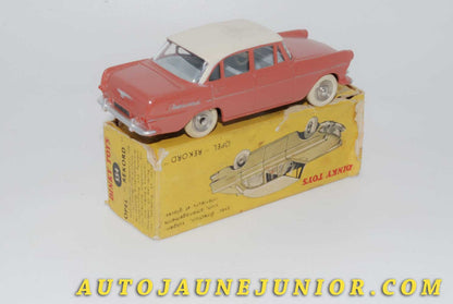 Le #4505 - Dinky Toys - Opel - Rekord 1961 est en vente sur Auto Jaune Junior ! Découvrez nos collections de diecast Minialuxe, CIJ, C-I-J, JRD, J-R-D,  Matchbox, Majorette… AutoJauneJunior.com : le site de vente en ligne et de partage pour les passionés de miniatures et collectionneurs de jouets anciens ! Des centaines de modèles en vente, et des nouveautés mises en ligne chaque jour à 21h00 !