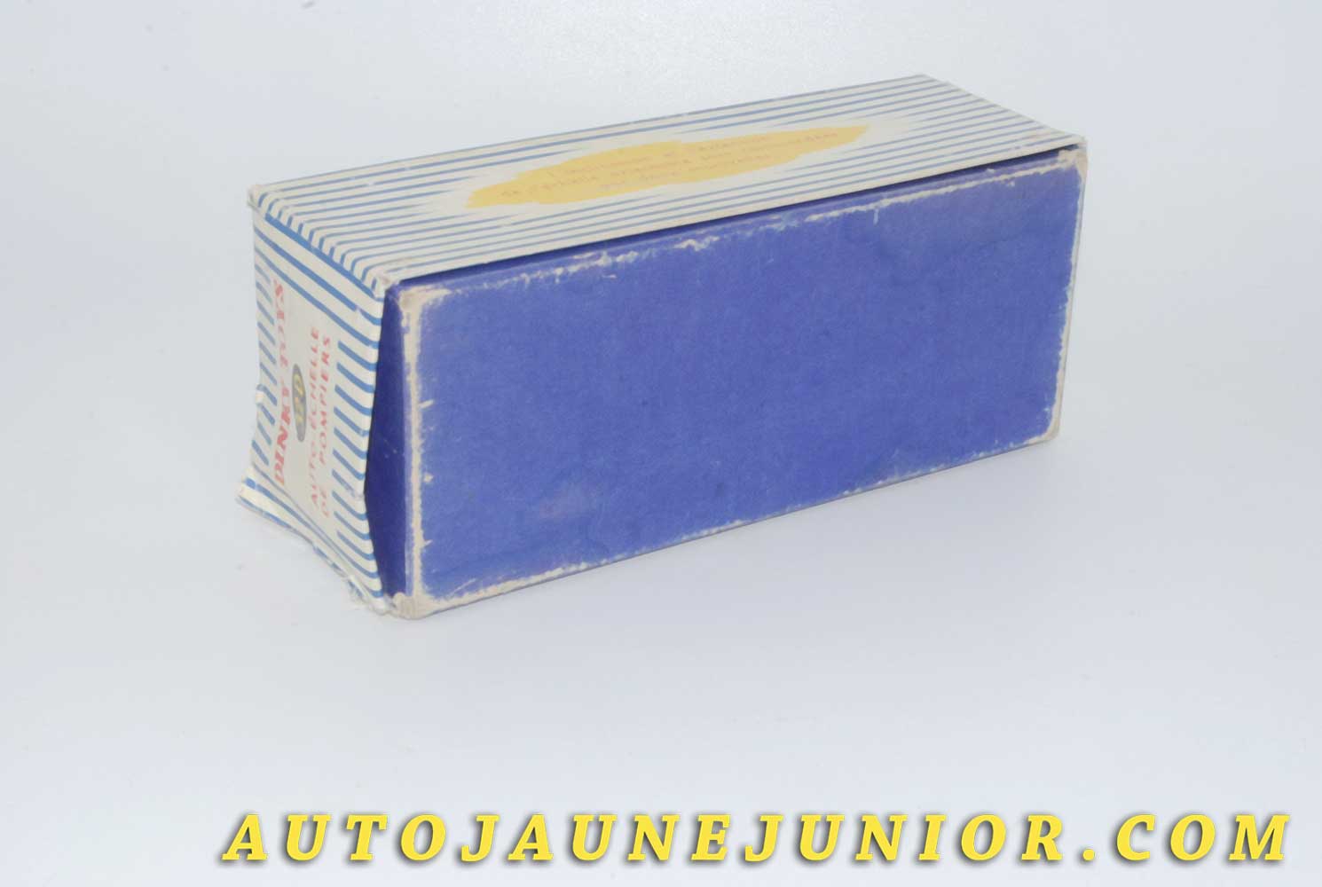 Le #4617 - Dinky Toys - Delahaye - Auto-Échelle de Pompiers Delahaye est en vente sur Auto Jaune Junior ! Découvrez nos collections de diecast Minialuxe, CIJ, C-I-J, JRD, J-R-D,  Matchbox, Majorette… AutoJauneJunior.com : le site de vente en ligne et de partage pour les passionés de miniatures et collectionneurs de jouets anciens ! Des centaines de modèles en vente, et des nouveautés mises en ligne chaque jour à 21h00 !