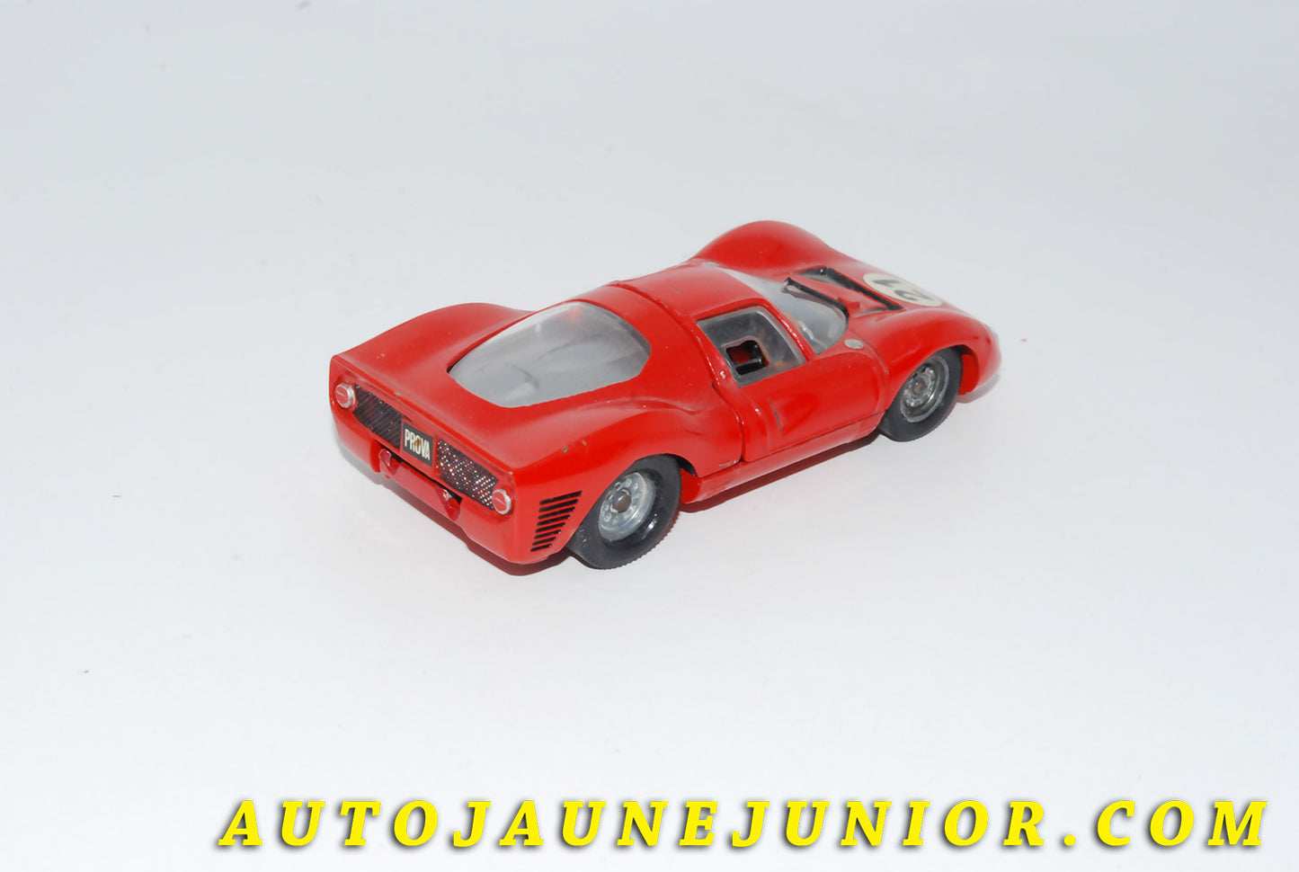 Le #4635 - Solido - Ferrari - 330 P3 est en vente sur Auto Jaune Junior ! Découvrez nos collections de diecast Minialuxe, CIJ, C-I-J, JRD, J-R-D,  Matchbox, Majorette… AutoJauneJunior.com : le site de vente en ligne et de partage pour les passionés de miniatures et collectionneurs de jouets anciens ! Des centaines de modèles en vente, et des nouveautés mises en ligne chaque jour à 21h00 !