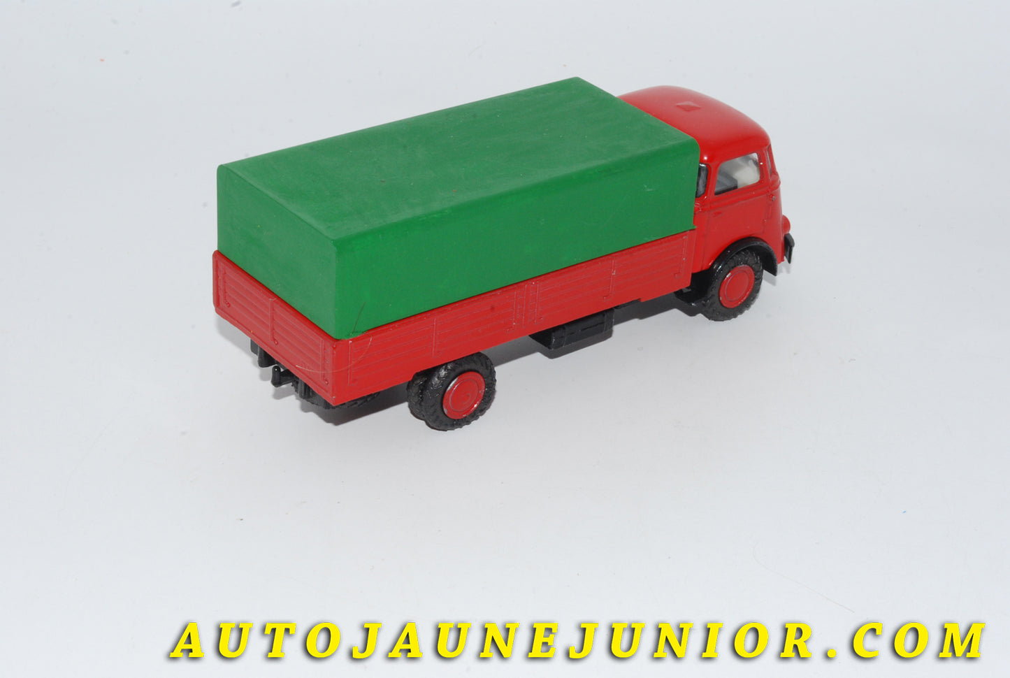 Le #4711 - Lion Car - DAF - Frontstuur ridelles bâché est en vente sur Auto Jaune Junior ! Découvrez nos collections de diecast Minialuxe, CIJ, C-I-J, JRD, J-R-D,  Matchbox, Majorette… AutoJauneJunior.com : le site de vente en ligne et de partage pour les passionés de miniatures et collectionneurs de jouets anciens ! Des centaines de modèles en vente, et des nouveautés mises en ligne chaque jour à 21h00 !