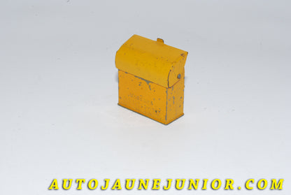 Le #4720 - Dinky Toys - Pompes à essence - Accessoire graisseur est en vente sur Auto Jaune Junior ! Découvrez nos collections de diecast Minialuxe, CIJ, C-I-J, JRD, J-R-D,  Matchbox, Majorette… AutoJauneJunior.com : le site de vente en ligne et de partage pour les passionés de miniatures et collectionneurs de jouets anciens ! Des centaines de modèles en vente, et des nouveautés mises en ligne chaque jour à 21h00 !