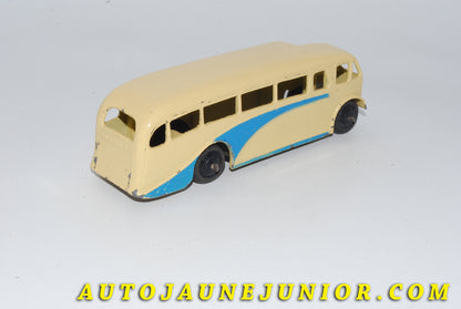 Le #4757 - Dinky Toys - AEC - Single Deck - car avec cabine décalée est en vente sur Auto Jaune Junior ! Découvrez nos collections de diecast Minialuxe, CIJ, C-I-J, JRD, J-R-D,  Matchbox, Majorette… AutoJauneJunior.com : le site de vente en ligne et de partage pour les passionés de miniatures et collectionneurs de jouets anciens ! Des centaines de modèles en vente, et des nouveautés mises en ligne chaque jour à 21h00 !