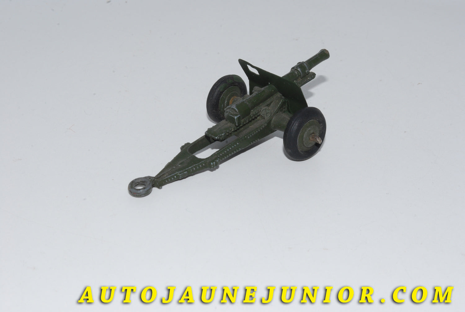Le #4812 - Dinky Toys - Canon - Anti char pour ensemble Dragon (Jantes moulées MAIS axes pincés) est en vente sur Auto Jaune Junior ! Découvrez nos collections de diecast Minialuxe, CIJ, C-I-J, JRD, J-R-D,  Matchbox, Majorette… AutoJauneJunior.com : le site de vente en ligne et de partage pour les passionés de miniatures et collectionneurs de jouets anciens ! Des centaines de modèles en vente, et des nouveautés mises en ligne chaque jour à 21h00 !
