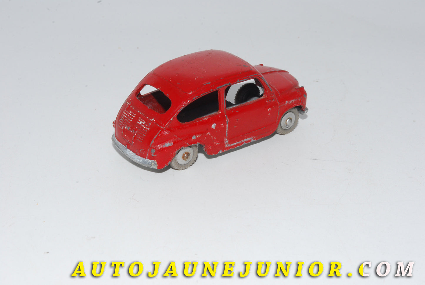 Le #4813 - Mercury - Fiat - 600 Berline est en vente sur Auto Jaune Junior ! Découvrez nos collections de diecast Minialuxe, CIJ, C-I-J, JRD, J-R-D,  Matchbox, Majorette… AutoJauneJunior.com : le site de vente en ligne et de partage pour les passionés de miniatures et collectionneurs de jouets anciens ! Des centaines de modèles en vente, et des nouveautés mises en ligne chaque jour à 21h00 !