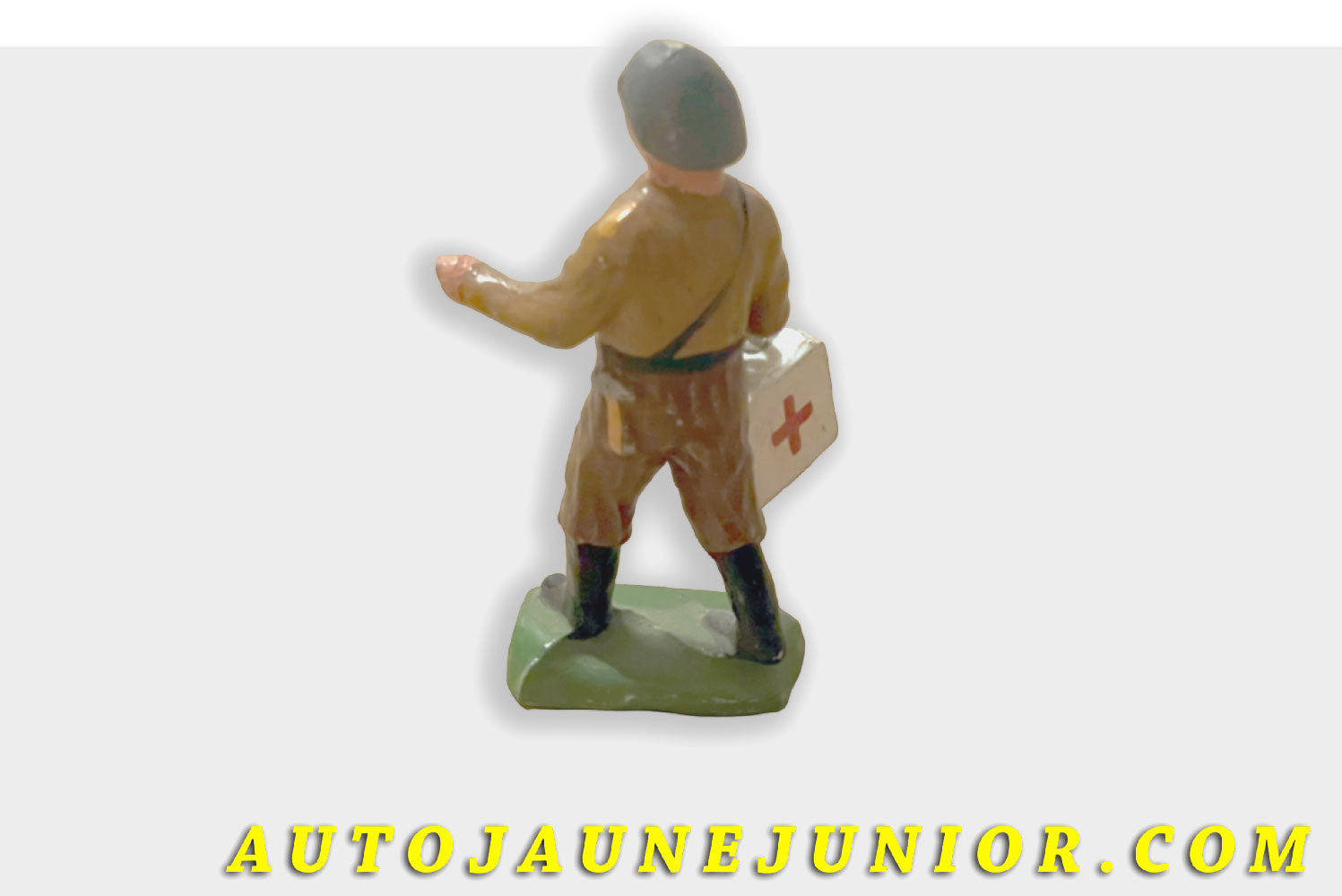 Le Profusion Mecchanica (PM) Personnage Soldat Infirmier est en vente sur Auto Jaune Junior ! Découvrez nos collections de diecast Minialuxe, CIJ, C-I-J, JRD, J-R-D,  Matchbox, Majorette… AutoJaune Junior ; AutoJauneJunior.com : LE site de partage pour les passionés de miniatures et collectionneurs de jouets anciens ! 