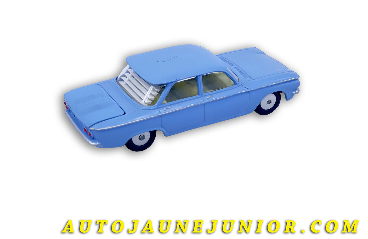 Le Corgi Toys Chevrolet Corvair (jantes convexes) est en vente sur Auto Jaune Junior ! Découvrez nos collections de diecast Minialuxe, CIJ, C-I-J, JRD, J-R-D,  Matchbox, Majorette… AutoJaune Junior ; AutoJauneJunior.com : LE site de partage pour les passionés de miniatures et collectionneurs de jouets anciens ! 
