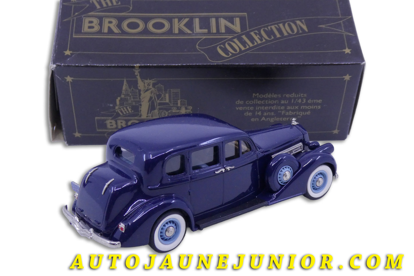 Le Brooklin Pierce ArrowMotor Car Company Silver Arrow 1933 #1 est en vente sur Auto Jaune Junior ! Découvrez nos collections de diecast Minialuxe, CIJ, C-I-J, JRD, J-R-D,  Matchbox, Majorette… AutoJaune Junior ; AutoJauneJunior.com : LE site de partage pour les passionés de miniatures et collectionneurs de jouets anciens ! 