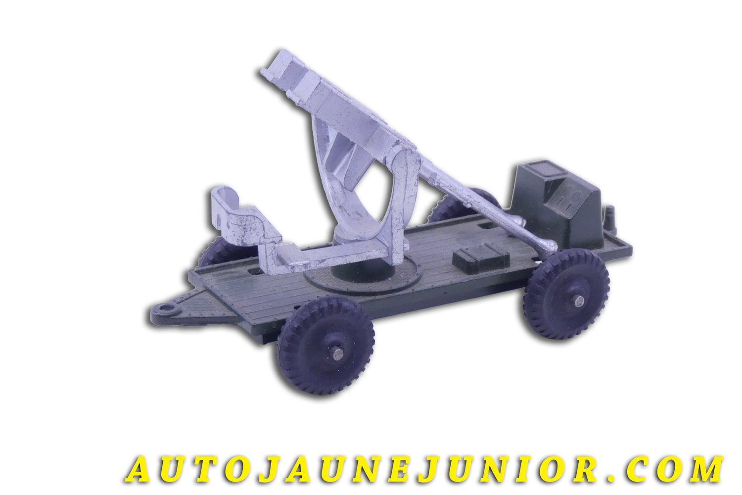 Le Lonestar Remorque Plateau avec canon bi-tube (Small Mobile fighting Unit) est en vente sur Auto Jaune Junior ! Découvrez nos collections de diecast Minialuxe, CIJ, C-I-J, JRD, J-R-D,  Matchbox, Majorette… AutoJaune Junior ; AutoJauneJunior.com : LE site de partage pour les passionés de miniatures et collectionneurs de jouets anciens ! 