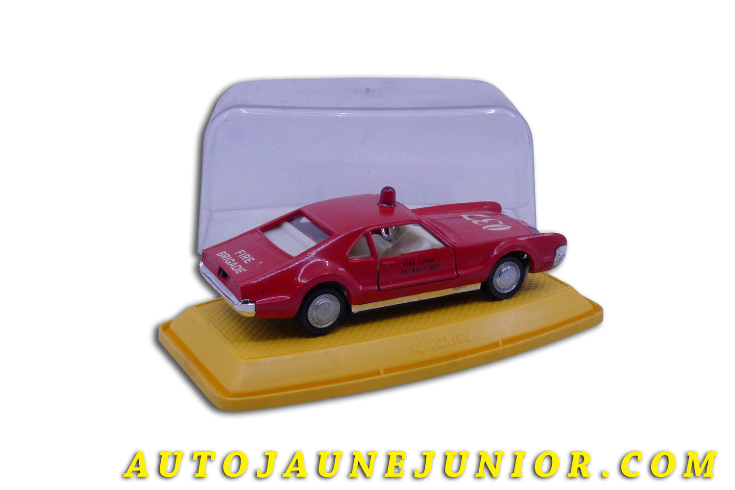 Le #5254 - Pilen - Oldsmobile - Toronado "Fire Chief' est en vente sur Auto Jaune Junior ! Découvrez nos collections de diecast Minialuxe, CIJ, C-I-J, JRD, J-R-D,  Matchbox, Majorette… AutoJauneJunior.com : le site de vente en ligne et de partage pour les passionés de miniatures et collectionneurs de jouets anciens ! Des centaines de modèles en vente, et des nouveautés mises en ligne chaque jour à 21h00 !