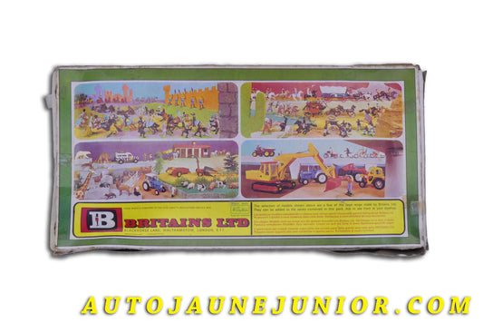 Le Britains Figurines Coffret Zoo "Peint à la main" est en vente sur Auto Jaune Junior ! Découvrez nos collections de diecast Minialuxe, CIJ, C-I-J, JRD, J-R-D,  Matchbox, Majorette… AutoJaune Junior ; AutoJauneJunior.com : LE site de partage pour les passionés de miniatures et collectionneurs de jouets anciens ! 