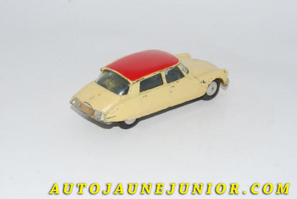 Le #5516 - Corgi Toys - Citroën - DS 19 Bicolore est en vente sur Auto Jaune Junior ! Découvrez nos collections de diecast Minialuxe, CIJ, C-I-J, JRD, J-R-D,  Matchbox, Majorette… AutoJauneJunior.com : le site de vente en ligne et de partage pour les passionés de miniatures et collectionneurs de jouets anciens ! Des centaines de modèles en vente, et des nouveautés mises en ligne chaque jour à 21h00 !