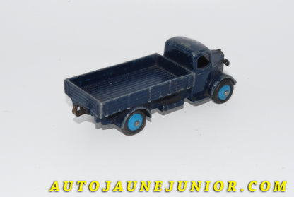 Le #5556 - Dinky Toys - Austin - Camion Ridelles (rare couleure !) est en vente sur Auto Jaune Junior ! Découvrez nos collections de diecast Minialuxe, CIJ, C-I-J, JRD, J-R-D,  Matchbox, Majorette… AutoJauneJunior.com : le site de vente en ligne et de partage pour les passionés de miniatures et collectionneurs de jouets anciens ! Des centaines de modèles en vente, et des nouveautés mises en ligne chaque jour à 21h00 !