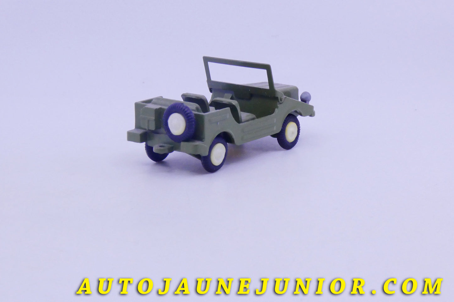 Le #5812 - Gama - DKW - Jeep Tout Terrain est en vente sur Auto Jaune Junior ! Découvrez nos collections de diecast Minialuxe, CIJ, C-I-J, JRD, J-R-D,  Matchbox, Majorette… AutoJauneJunior.com : le site de vente en ligne et de partage pour les passionés de miniatures et collectionneurs de jouets anciens ! Des centaines de modèles en vente, et des nouveautés mises en ligne chaque jour à 21h00 !