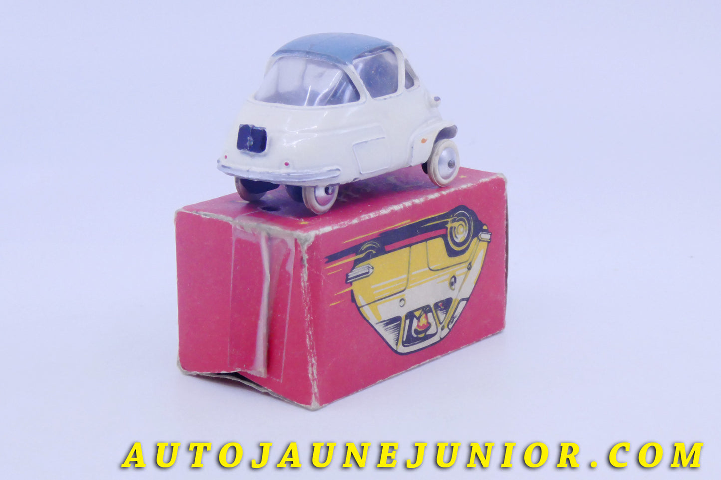 Le #5834 - Quiralu - Isetta - Velam est en vente sur Auto Jaune Junior ! Découvrez nos collections de diecast Minialuxe, CIJ, C-I-J, JRD, J-R-D,  Matchbox, Majorette… AutoJauneJunior.com : le site de vente en ligne et de partage pour les passionés de miniatures et collectionneurs de jouets anciens ! Des centaines de modèles en vente, et des nouveautés mises en ligne chaque jour à 21h00 !