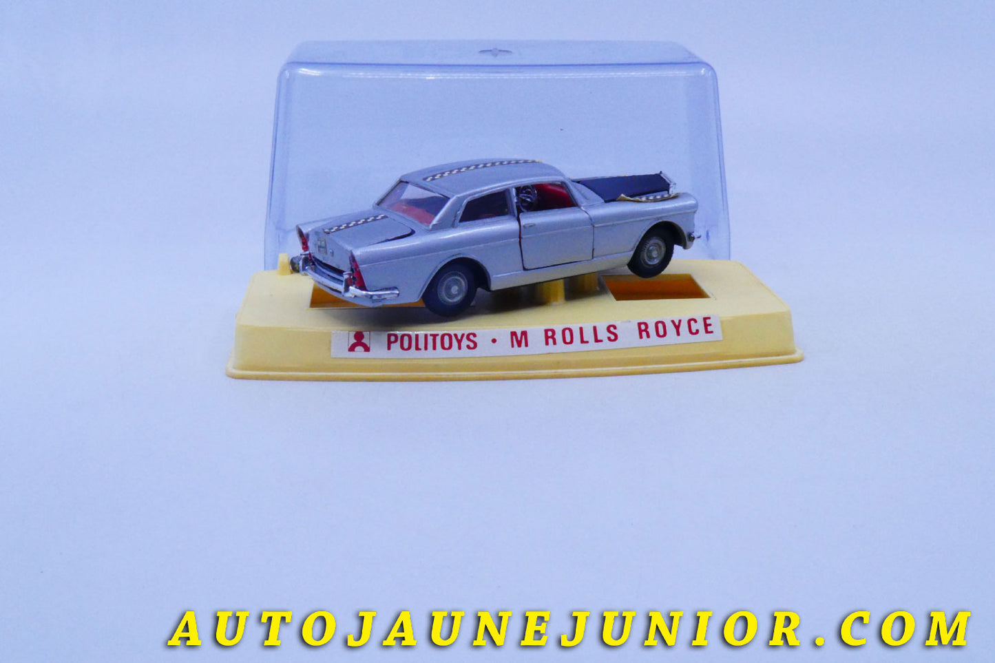 Le #6150 - Politoys / Polistil - Rolls Royce - Silver Cloud III (Rare Version Racing) est en vente sur Auto Jaune Junior ! Découvrez nos collections de diecast Minialuxe, CIJ, C-I-J, JRD, J-R-D,  Matchbox, Majorette… AutoJauneJunior.com : le site de vente en ligne et de partage pour les passionés de miniatures et collectionneurs de jouets anciens ! Des centaines de modèles en vente, et des nouveautés mises en ligne chaque jour à 21h00 !