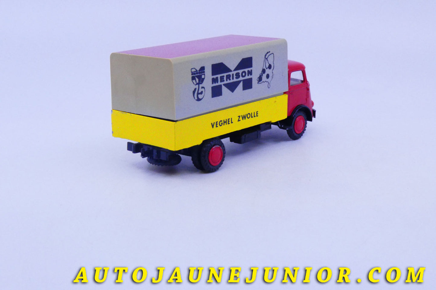 Le #6214 - Lion Car - DAF - Frontstuur ridelles bâché"Merison" est en vente sur Auto Jaune Junior ! Découvrez nos collections de diecast Minialuxe, CIJ, C-I-J, JRD, J-R-D,  Matchbox, Majorette… AutoJauneJunior.com : le site de vente en ligne et de partage pour les passionés de miniatures et collectionneurs de jouets anciens ! Des centaines de modèles en vente, et des nouveautés mises en ligne chaque jour à 21h00 !
