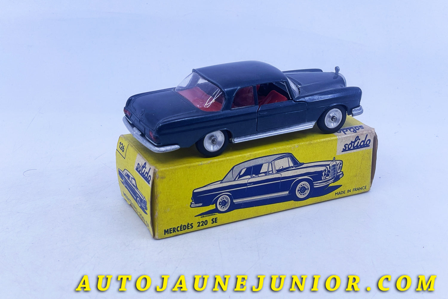 Le #6316 - Solido - Mercedes - 220 SE (rare couleure !) est en vente sur Auto Jaune Junior ! Découvrez nos collections de diecast Minialuxe, CIJ, C-I-J, JRD, J-R-D,  Matchbox, Majorette… AutoJauneJunior.com : le site de vente en ligne et de partage pour les passionés de miniatures et collectionneurs de jouets anciens ! Des centaines de modèles en vente, et des nouveautés mises en ligne chaque jour à 21h00 !
