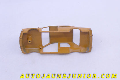 Le Dinky Toys Renault R12 Berline (Coque peinte seule d'origine) est en vente sur Auto Jaune Junior ! Découvrez nos collections de diecast Tekno, Politoys, Mebetoys, Mercury, Joal, Diapet, Märklin, TootsieToys.AutoJaune Junior ; Vous avez le même jouet ? Profitez de notre expertise pour vous accompagner dans la vente de vos modèles ou votre collection ! Nous achetons tous lots de miniatures ! Contactez nous !