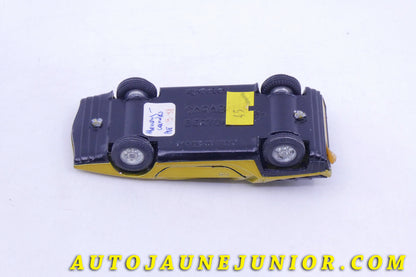 Le Mercury Alfa Roméo  Carabo Bertone est en vente sur Auto Jaune Junior ! Découvrez nos collections de diecast Tekno, Politoys, Mebetoys, Mercury, Joal, Diapet, Märklin, TootsieToys.AutoJaune Junior ; Vous avez le même jouet ? Profitez de notre expertise pour vous accompagner dans la vente de vos modèles ou votre collection ! Nous achetons tous lots de miniatures ! Contactez nous !