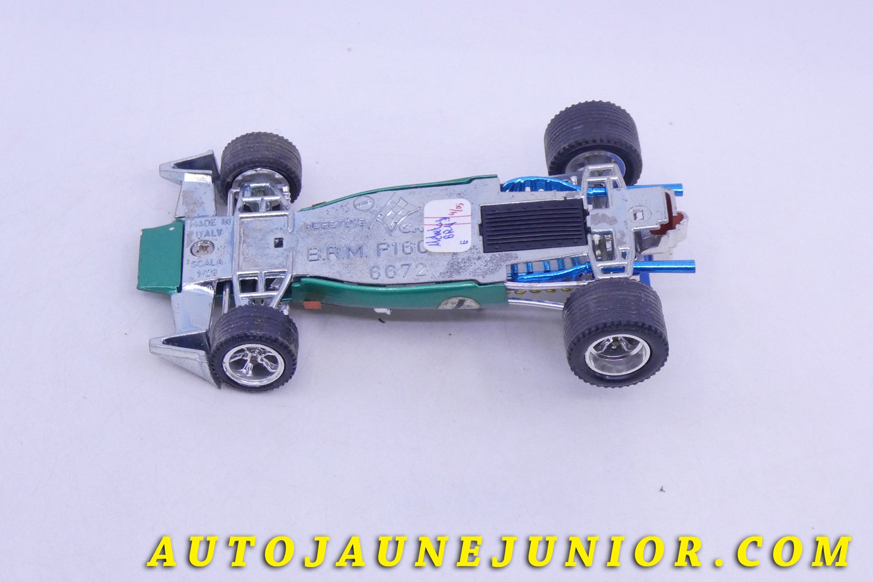 Le Mebetoys BRM P160 Formule 1 est en vente sur Auto Jaune Junior ! Découvrez nos collections de diecast Tekno, Politoys, Mebetoys, Mercury, Joal, Diapet, Märklin, TootsieToys.AutoJaune Junior ; Vous avez le même jouet ? Profitez de notre expertise pour vous accompagner dans la vente de vos modèles ou votre collection ! Nous achetons tous lots de miniatures ! Contactez nous !