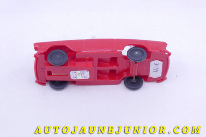 Le Clé Simca Océane cabriolet mécanique est en vente sur Auto Jaune Junior ! Découvrez nos collections de diecast Tekno, Politoys, Mebetoys, Mercury, Joal, Diapet, Märklin, TootsieToys.AutoJaune Junior ; Vous avez le même jouet ? Profitez de notre expertise pour vous accompagner dans la vente de vos modèles ou votre collection ! Nous achetons tous lots de miniatures ! Contactez nous !