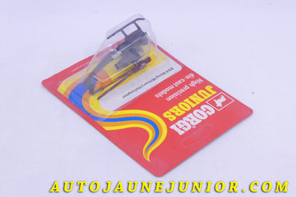 Le #10052 - Corgi Toys - Sting - Military Helicopter est en vente sur Auto Jaune Junior ! Tekno, Politoys, Mebetoys, Mercury, Joal, Diapet, Märklin, TootsieToys.Vous avez le même jouet ? Profitez de notre expertise pour vous accompagner dans la vente de vos modèles ou votre collection ! Nous achetons tous lots de miniatures ! Contactez nous ! contact@autojaunejunior.com. 