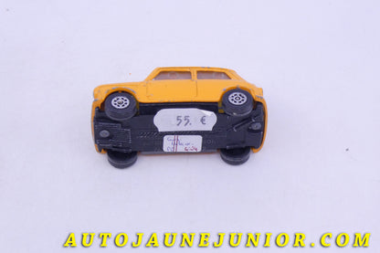 Le #10057 - Corgi Toys - Austin - Mini Minor (Rare !) est en vente sur Auto Jaune Junior ! Tekno, Politoys, Mebetoys, Mercury, Joal, Diapet, Märklin, TootsieToys.Vous avez le même jouet ? Profitez de notre expertise pour vous accompagner dans la vente de vos modèles ou votre collection ! Nous achetons tous lots de miniatures ! Contactez nous ! contact@autojaunejunior.com. 