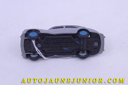 Le Dinky Toys Peugeot 203 Berline type 2 est en vente sur Auto Jaune Junior ! Découvrez nos collections de diecast Tekno, Politoys, Mebetoys, Mercury, Joal, Diapet, Märklin, TootsieToys.AutoJaune Junior ; Vous avez le même jouet ? Profitez de notre expertise pour vous accompagner dans la vente de vos modèles ou votre collection ! Nous achetons tous lots de miniatures ! Contactez nous !