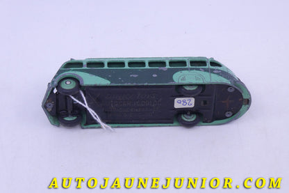 Le Dinky Toys Isobloc car de voyage type 1 est en vente sur Auto Jaune Junior ! Découvrez nos collections de diecast Tekno, Politoys, Mebetoys, Mercury, Joal, Diapet, Märklin, TootsieToys.AutoJaune Junior ; Vous avez le même jouet ? Profitez de notre expertise pour vous accompagner dans la vente de vos modèles ou votre collection ! Nous achetons tous lots de miniatures ! Contactez nous !