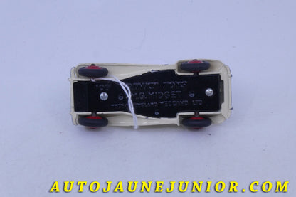 Le Dinky Toys MG TF midget compétition est en vente sur Auto Jaune Junior ! Découvrez nos collections de diecast Tekno, Politoys, Mebetoys, Mercury, Joal, Diapet, Märklin, TootsieToys.AutoJaune Junior ; Vous avez le même jouet ? Profitez de notre expertise pour vous accompagner dans la vente de vos modèles ou votre collection ! Nous achetons tous lots de miniatures ! Contactez nous !