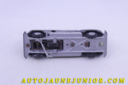 Le Solido Auto Auto démontable est en vente sur Auto Jaune Junior ! Découvrez nos collections de diecast Tekno, Politoys, Mebetoys, Mercury, Joal, Diapet, Märklin, TootsieToys.AutoJaune Junior ; Vous avez le même jouet ? Profitez de notre expertise pour vous accompagner dans la vente de vos modèles ou votre collection ! Nous achetons tous lots de miniatures ! Contactez nous !