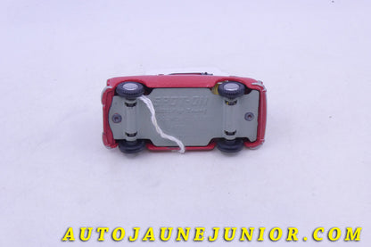 Le Spot-On Goggomobile TS 400 est en vente sur Auto Jaune Junior ! Découvrez nos collections de diecast Tekno, Politoys, Mebetoys, Mercury, Joal, Diapet, Märklin, TootsieToys.AutoJaune Junior ; Vous avez le même jouet ? Profitez de notre expertise pour vous accompagner dans la vente de vos modèles ou votre collection ! Nous achetons tous lots de miniatures ! Contactez nous !