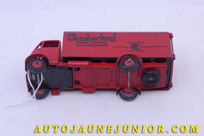 Le Dinky Toys Guy Otter fourgon "Slumberland" est en vente sur Auto Jaune Junior ! Découvrez nos collections de diecast Tekno, Politoys, Mebetoys, Mercury, Joal, Diapet, Märklin, TootsieToys.AutoJaune Junior ; Vous avez le même jouet ? Profitez de notre expertise pour vous accompagner dans la vente de vos modèles ou votre collection ! Nous achetons tous lots de miniatures ! Contactez nous !