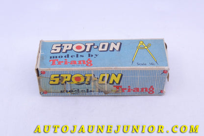 Le Spot-On Rolls Royce Siver Wraith Boite originale est en vente sur Auto Jaune Junior ! Découvrez nos collections de diecast Tekno, Politoys, Mebetoys, Mercury, Joal, Diapet, Märklin, TootsieToys.AutoJaune Junior ; Vous avez le même jouet ? Profitez de notre expertise pour vous accompagner dans la vente de vos modèles ou votre collection ! Nous achetons tous lots de miniatures ! Contactez nous !