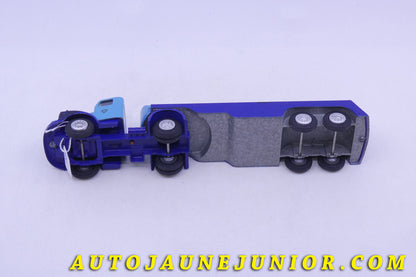 Le Tekno Scania 75 semi remorque citerne "shell" (Restauré) est en vente sur Auto Jaune Junior ! Découvrez nos collections de diecast Tekno, Politoys, Mebetoys, Mercury, Joal, Diapet, Märklin, TootsieToys.AutoJaune Junior ; Vous avez le même jouet ? Profitez de notre expertise pour vous accompagner dans la vente de vos modèles ou votre collection ! Nous achetons tous lots de miniatures ! Contactez nous !