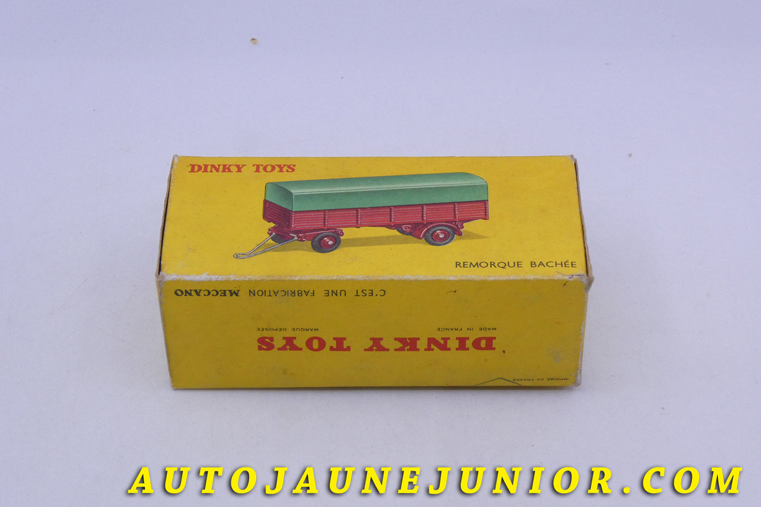 Le Dinky Toys Remorque Remorque bâchée est en vente sur Auto Jaune Junior ! Découvrez nos collections de diecast Tekno, Politoys, Mebetoys, Mercury, Joal, Diapet, Märklin, TootsieToys.AutoJaune Junior ; Vous avez le même jouet ? Profitez de notre expertise pour vous accompagner dans la vente de vos modèles ou votre collection ! Nous achetons tous lots de miniatures ! Contactez nous !