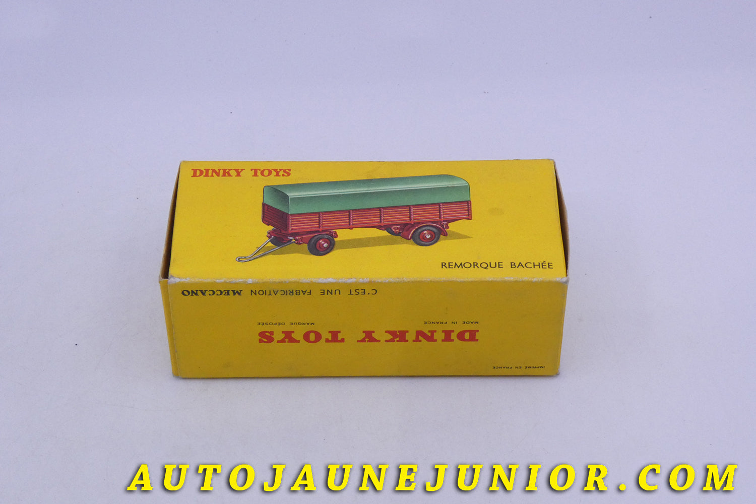 Le Dinky Toys Remorque Remorque bâchée est en vente sur Auto Jaune Junior ! Découvrez nos collections de diecast Tekno, Politoys, Mebetoys, Mercury, Joal, Diapet, Märklin, TootsieToys.AutoJaune Junior ; Vous avez le même jouet ? Profitez de notre expertise pour vous accompagner dans la vente de vos modèles ou votre collection ! Nous achetons tous lots de miniatures ! Contactez nous !