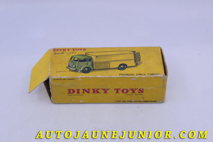 Le Dinky Toys Simca Fourgon Cargo est en vente sur Auto Jaune Junior ! Découvrez nos collections de diecast Tekno, Politoys, Mebetoys, Mercury, Joal, Diapet, Märklin, TootsieToys.AutoJaune Junior ; Vous avez le même jouet ? Profitez de notre expertise pour vous accompagner dans la vente de vos modèles ou votre collection ! Nous achetons tous lots de miniatures ! Contactez nous !