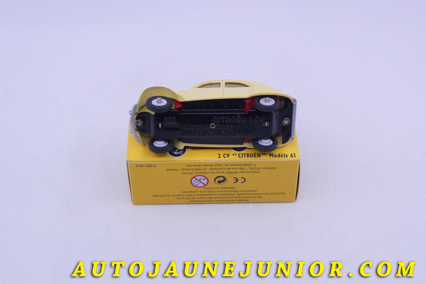 Le Atlas Citroën 2 Cv 61' est en vente sur Auto Jaune Junior ! Découvrez nos collections de diecast Tekno, Politoys, Mebetoys, Mercury, Joal, Diapet, Märklin, TootsieToys.AutoJaune Junior ; Vous avez le même jouet ? Profitez de notre expertise pour vous accompagner dans la vente de vos modèles ou votre collection ! Nous achetons tous lots de miniatures ! Contactez nous !
