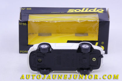 Le Solido Porsche 934 Turbo BAM est en vente sur Auto Jaune Junior ! Découvrez nos collections de diecast Tekno, Politoys, Mebetoys, Mercury, Joal, Diapet, Märklin, TootsieToys.AutoJaune Junior ; Vous avez le même jouet ? Profitez de notre expertise pour vous accompagner dans la vente de vos modèles ou votre collection ! Nous achetons tous lots de miniatures ! Contactez nous !