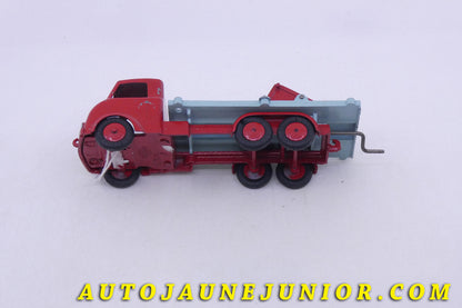 Le Mercury Autre Ciclope Camion  plateau avec grue est en vente sur Auto Jaune Junior ! Découvrez nos collections de diecast Tekno, Politoys, Mebetoys, Mercury, Joal, Diapet, Märklin, TootsieToys.AutoJaune Junior ; Vous avez le même jouet ? Profitez de notre expertise pour vous accompagner dans la vente de vos modèles ou votre collection ! Nous achetons tous lots de miniatures ! Contactez nous !