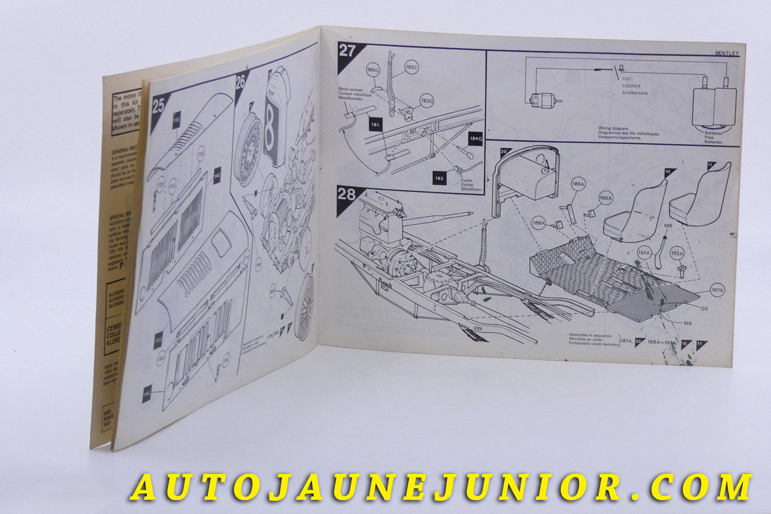 Le Autre Fabriquant Document Notice de montage est en vente sur Auto Jaune Junior ! Découvrez nos collections de diecast Tekno, Politoys, Mebetoys, Mercury, Joal, Diapet, Märklin, TootsieToys.AutoJaune Junior ; Vous avez le même jouet ? Profitez de notre expertise pour vous accompagner dans la vente de vos modèles ou votre collection ! Nous achetons tous lots de miniatures ! Contactez nous !