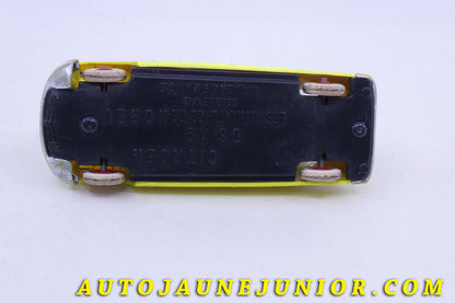 Le Norev Citroën DS 19 est en vente sur Auto Jaune Junior ! Découvrez nos collections de diecast Tekno, Politoys, Mebetoys, Mercury, Joal, Diapet, Märklin, TootsieToys.Vous avez le même jouet ? Profitez de notre expertise pour vous accompagner dans la vente de vos modèles ou votre collection ! Nous achetons tous lots de miniatures ! Contactez nous !
