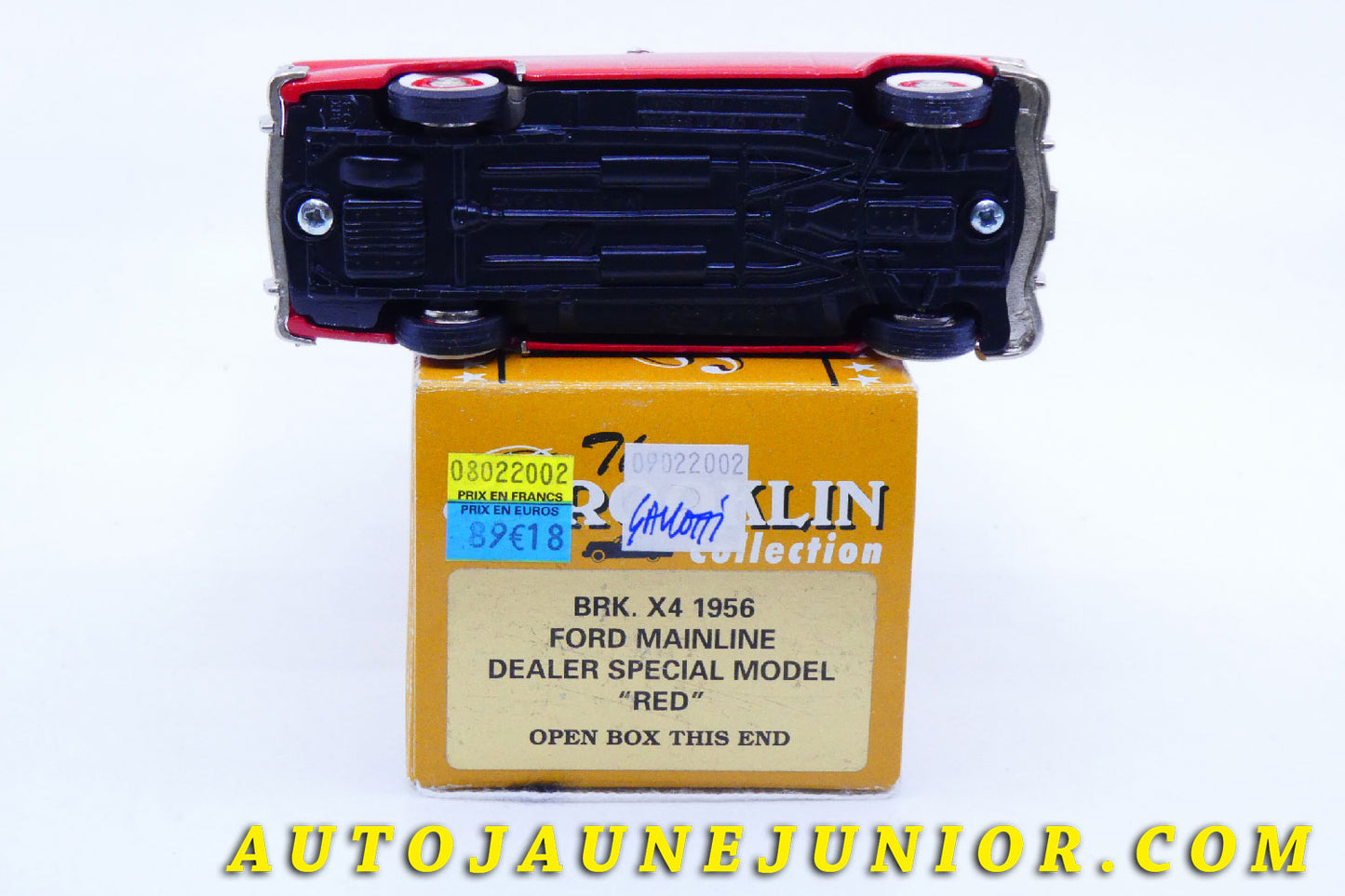 Le #2407 - Brooklin - Ford - Mainline - 1956 (Dealer Special Model RED) est en vente sur Auto Jaune Junior ! Tekno, Politoys, Mebetoys, Mercury, Joal, Diapet, Märklin, TootsieToys.Vous avez le même jouet ? Profitez de notre expertise pour vous accompagner dans la vente de vos modèles ou votre collection ! Nous achetons tous lots de miniatures ! Contactez nous ! contact@autojaunejunior.com. 