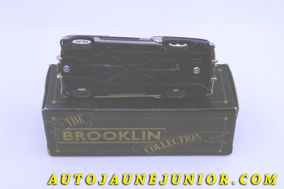 Le #2431 - Brooklin - Cadillac - Dynamic Fast back Coupé "1948" est en vente sur Auto Jaune Junior ! Tekno, Politoys, Mebetoys, Mercury, Joal, Diapet, Märklin, TootsieToys.Vous avez le même jouet ? Profitez de notre expertise pour vous accompagner dans la vente de vos modèles ou votre collection ! Nous achetons tous lots de miniatures ! Contactez nous ! contact@autojaunejunior.com. 